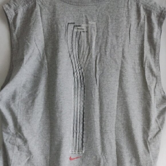 Nike Gray Sleeveless Tank Tee Top Cotton Shirt Active Wear Sports Gym Athleisure - Picture 5 of 6